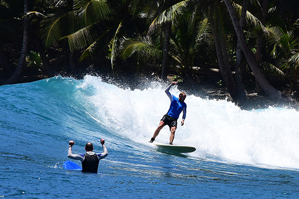 burgerworld-mentawai