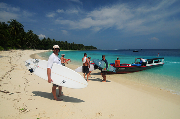 mentawai-islandlife-surfing-surfresort
