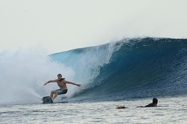 mentawai-bottomturn-hideaways