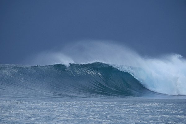 mentawai-bankvault-surf-surftrip-barrel