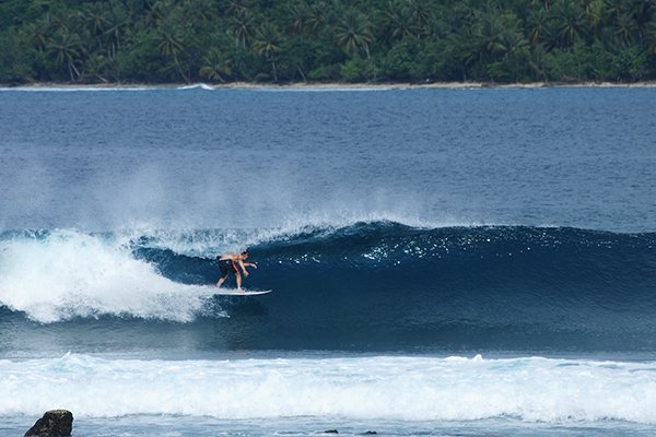 mentawai-surf-surfing-mentawaiisland-barrel-hideaways-perfectwave