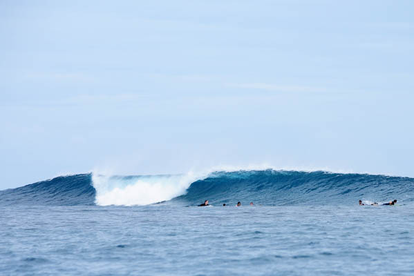 wavepark-mentawai-empty lineup