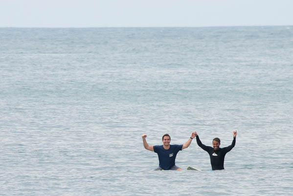 wavepark-mentawai-surf-friendship