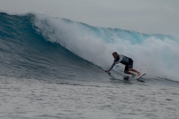 wavepark-surf-mentawai