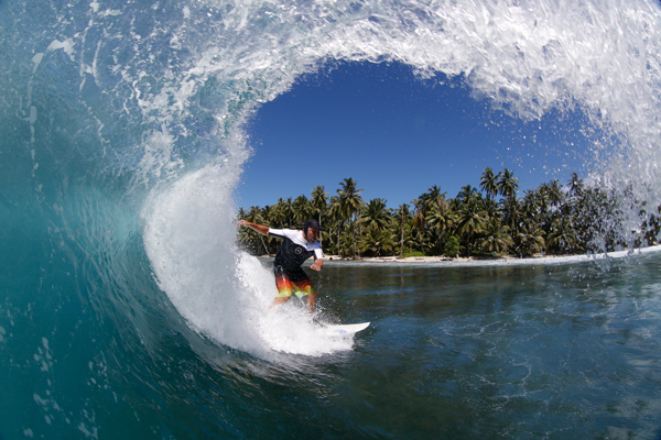 mentawai-wavepark-surf-surftrip