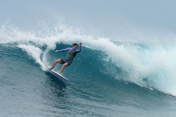 surf-surftrip-wavepark-mentawai-tikis
